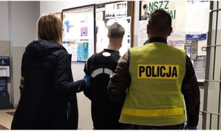 Tragedia w Wieluniu: 50-latek nie żyje, 48-latek aresztowany za zabójstwo [Wideo, foto]